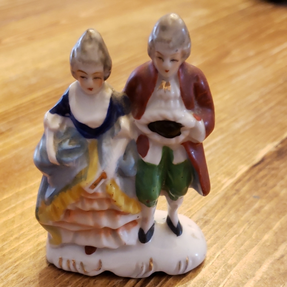 Occupied Japan Couple Figurine